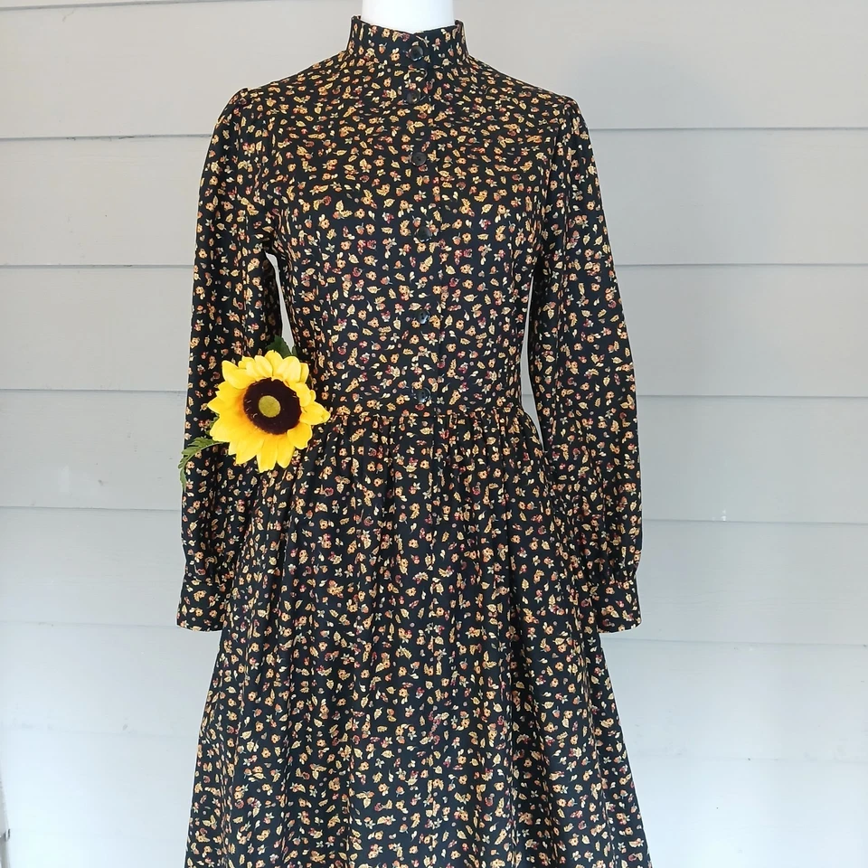 NUEVO Vestido Viejo Oeste Disfraz Histórico Pionero Victoriano Halloween XS Negro Floral Foto 1 de 4