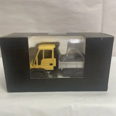 1:43 NZG B66000385 MB Unimog U300 Winterdienst, - Image 1 of 4