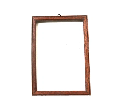 Petit cadre ancien en bois. 20.5 x 14.5 cm. Feuillure: 8.5 x 12.8 cm - Photo 1/4