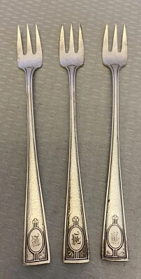 Wallace Sterling Silver Carthage Cocktail Seafood Forks Set 3 art deco 1917 mono - Image 1 of 4