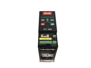 195N1001 - DANFOSS - VLT2805PT4B20STR0DBF00A00 Variateur RECONDITIONNÉ - Imagen 1 de 3