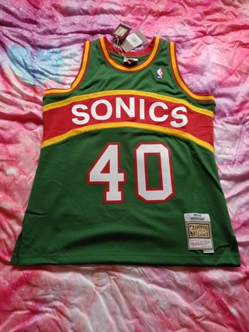 Seattle Supersonics 1994-95 Shawn Kemp Reload Swingman Jersey Large M & N Sonics Cover