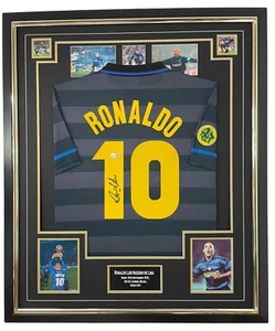 FRAMED Ronaldo da Lima of INTER Signed Shirt Autographed Jersey BECKETT - Picture 1 of 5