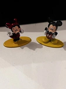 Disney  - Mickey and Mini Mouse. Mini Metal Figures. VG Cond. - Foto 1 di 8
