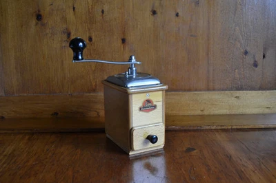 Molinillo de café manual Zassenhaus tamaño de viaje muy limpio Foto 1 de 4