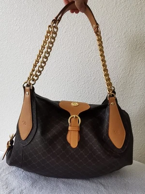 Bolsa de ombro Rioni Moda Italia Maybel Signature marrom revestida acabamento em lona couro - Imagem 1 de 4