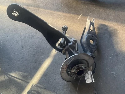 17-25 Chrysler Pacifica tracción delantera trasero derecho nudillo con brazos de control Q Foto 1 de 4