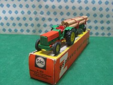 Trattore HANOMAG Zugschlepper Robust 900 mit Longholzanhanger - Siku V 303