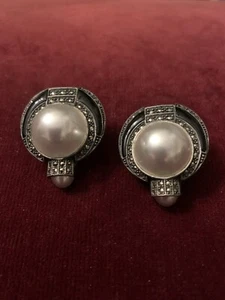 Sterling Silver Moby Pearl & Black Onyx Earrings Pierced Post With Comfort Back - Picture 1 of 7