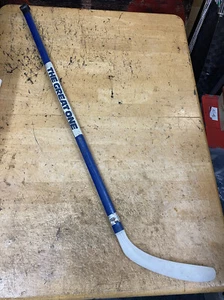 RARE WAYNE GRETZKY 99 PLASTIC HOCKEY STICK street floor 42" shaft plus blade - Picture 1 of 12