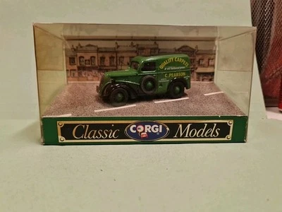CORGI TOYS D980 FORD POPULAR VAN C. PEARSON SCALA  1:43  - Immagine 1 di 4