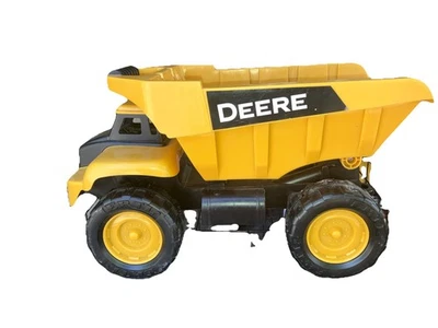 John Deere 15 inch Construction Big Scoop Dump Truck - Image 1 of 3