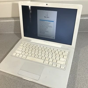Computadora portátil MacBook Apple A1181 OSX 10,5,8 2 GB doble núcleo 2,4 Ghz 13" blanca - Imagen 1 de 15