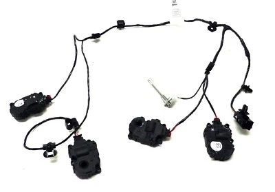 Actuador de puerta de mezcla de aire acondicionado 13531680 13531679 Chevrolet Suburban Tahoe GMC Yukon Foto 1 de 4