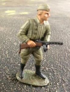 Figarti Miniatures EFR-028 "Soviet Soldier with PPSH41" 1:30 Scale Metal Soldier - Picture 1 of 2