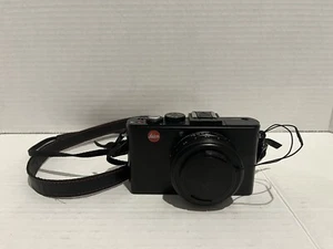 Leica D-LUX6 Digital Camera - black(Damaged) for Part Only) W/ Battery - Picture 1 of 18