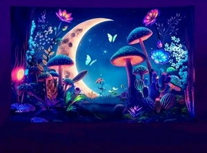 Tapiz de luz negra 70"X90" fantasía mágica hongos luna creciente colgante de pared - Imagen 1 de 11
