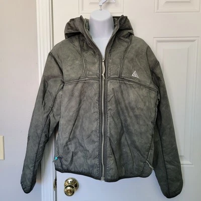 NUEVO CON ETIQUETAS Nike ACG Therma-Fit ADV Rope De Dope Chaqueta Verde Militar Claro Para Mujer Mediana Foto 1 de 4