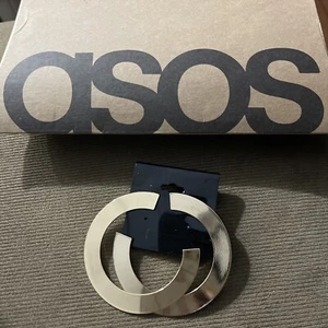 New In Box ASOS Big Gokd Hoop Earrings Pierced - Picture 1 of 4