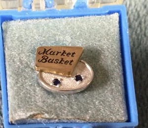 Vintage Marktkorb 10K Gold gefüllt Mitarbeiter Anstecknadel Service Award mit 2 Edelsteinen - Bild 1 von 6