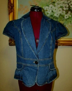 BERNARDO SZ M DENIM STRETCH SHORT 1 BUTTON BLAZER W SHORT SLEEVES/2 POCKETS EUC  - Picture 1 of 9