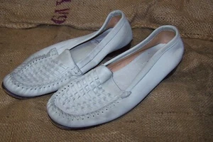 Bruno Magli 9 Men's White Loafers - Picture 1 of 8