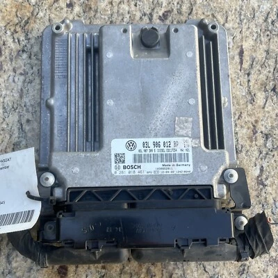 Módulo de control del motor diésel VW Passat 2.0 TDI 2012-15 ECU 03L906012BP fabricante original Foto 1 de 4