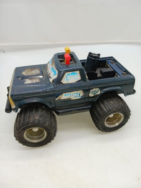 Vintage 1983 Playskool Bigfoot Ford Monster Truck 4X4X4. FREE SHIPPING!!