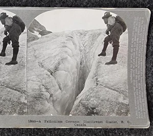 Tarjeta estereoscópica vintage una grieta insondable por imagen - Imagen 1 de 2