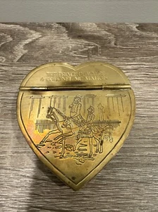 Vintage Prince of Wales Schnupftabakdose in Herzform - Bild 1 von 3