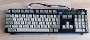 Clavier SAMSUNG pour/for AMIGA 500/A500+ LED:ROUGE/VERT, fonctionne.. #04 25 - Photo 1 sur 9