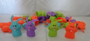 (46) Divertente coniglietto pasquale - pupazzi da dito per bambini - nuovo - Foto 1 di 1