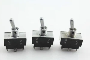 Qty 3 Toggle Switch 8825-K5 NOS ST52N DPDT Cutler Hammer On-On 30A 28V DC 1959 - Picture 1 of 11