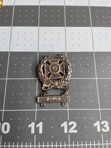 WWII US Army Sterling Silver Expert Marksman Badge 1 Bar - Picture 1 of 2