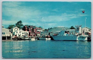 Postkarte Boothbay Hafen Waterfront Ausflug Boote Stardust Maine 1958 - Bild 1 von 2