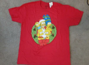 The Simpsons Familie Weihnachtskranz Shirt rot Marge Homer Bart Lisa Größe 2XL  - Bild 1 von 3