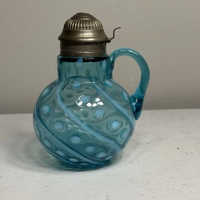 Antigua jarra de jarabe de vidrio Northwood azul opalescente mancha y remolino con tapa Foto 1 de 4