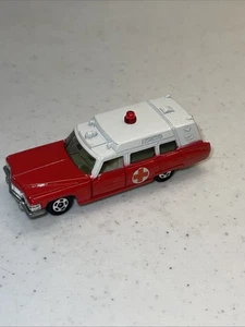 Vintage 1976 Tomy Tomica Cadillac Superior Ambulance No. F2 S=1/77 - Bild 1 von 8