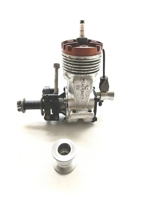 Vintage McCoy 36 Red Head Model Engine M5 - Image 1 of 4
