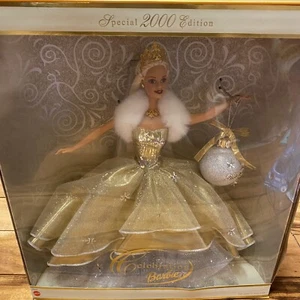 celebration barbie special 2000 edition with gold and ivory dress - Picture 1 of 8