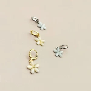 Huggie Hoop Flower Earrings Cat's Eye Stone Charm Gold Plated or Silver - Picture 1 of 8