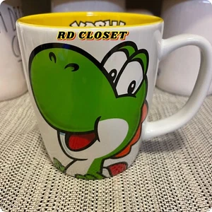 Taza de café Yoshi Universal Studios Hollywood Super Nintendo World Nuevo - Imagen 1 de 6