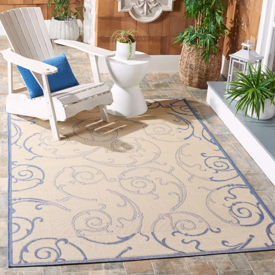 Safavieh Courtyard Natural / Blue Outdoor Area Rug 5'3" '7"