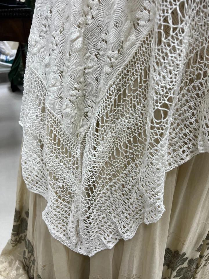 Chal antiguo de los años 30. Foto 1 de 4