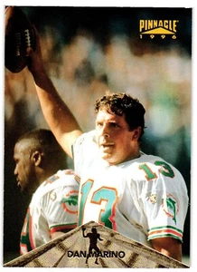 1996 Pinnacle #4 Dan Marino Miami Dolphins - Foto 1 di 2