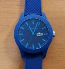 Lacoste Original 2010765 Uhr mit 43 mm blauem Gesicht & marineblauem Silikonband 