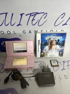 Console Nintendo DS Lite Rosa + Pennino e Caricatore Originale + Due Giochi - Foto 1 di 18