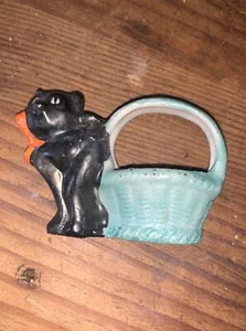 Vintage Halloween schwarze Katze große Augen mit Korb Zahnstocher Halter 2" Biskuit Japan - Bild 1 von 4