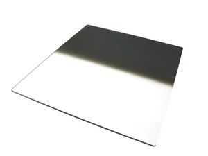 Lee Filters 150x170mm Graduated ND 0.6 Hard Filter - Picture 1 of 5