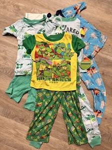 Pajamas for a boy. 5pc Set. Size 5T - Picture 1 of 12